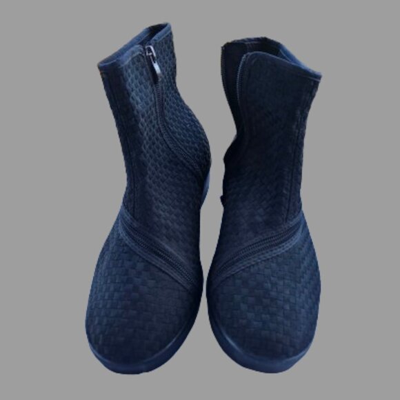 NEW! Bernie Mev Black Amanda Bootie - 39 EU/8.5 US - Picture 2 of 7